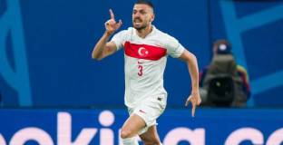 УЕФА наказа Демирал