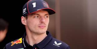 Верстапен се изравни с Хамилтън по Големи шлемове във Ф-1