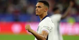 Кийн предупреди, че Трент - полузащитник ще бъде разкъсан на Евро 2024