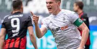 Борусия М - Айнтрахт 4:0 