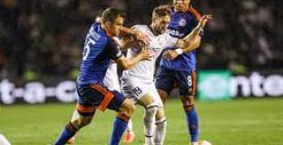 ФК Карабах - Олимпиакос 0:0 