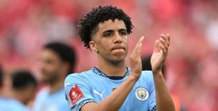 Рико Луис е близо до нов договор с Ман Сити 