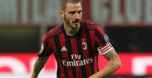 Бонучи се връща в Ювентус, в замяна на Игуаин и Калдара 