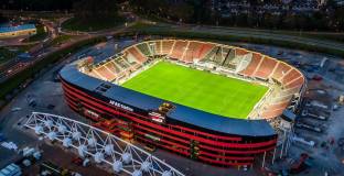 АЗ Алкмаар ще затрудни Тотнъм