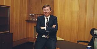 Сър Алекс масажирал краката на играчите