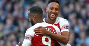 Арсенал обсъжда нови договори с Лаказет и Обамеянг