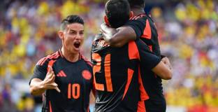 САЩ - Колумбия 1:5 