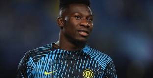 Онана заинтересува Челси