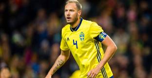 Гранквист остава в националния на Швеция 