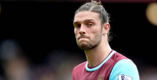 Челси хвърли око  на Анди Керъл 