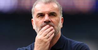 Тотнъм все още не е взел решение за Постекоглу