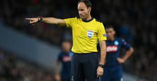Испански съдии ще ръководят Тотнъм - Аякс