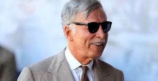 Крьонке стана собственик на 100% от акциите на Арсенал