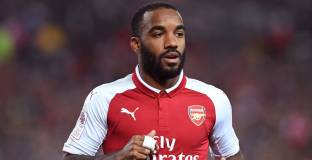 Арсенал загуби Лаказет за 4-6 седмици 