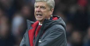 Венгер отрече ролята на Дийн за победата на Арсенал