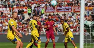 Рома постигна целта си срещу Верона, Фиорентина с реми срещу Пиза