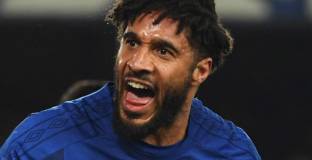 Стоук Сити подписа с капитана на уелския национален отбор 