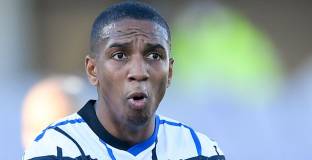 Астън Вила потвърди завръщането на Йънг