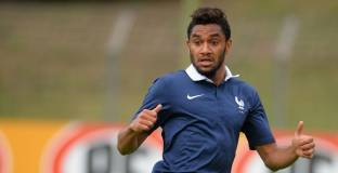 Амави замени Курзава в националния на Франция 
