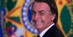 Болсонаро подкрепи Световно на две години