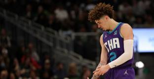 Шарлът постави под карантина четирима