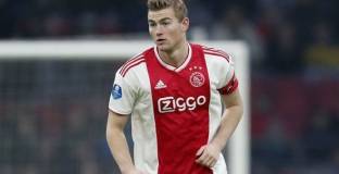 Агентът на Де Лигт пристигна в Барселона