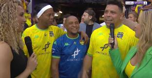 Ronaldinho Team - Roberto Carlos Team 4:3 