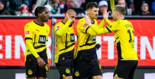 Дортмунд си спечели само точка като гост на Аугсбург 