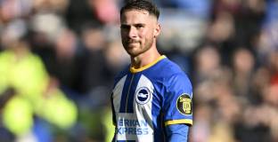 Контрактът на Макалистър съдържа специална клауза