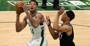 Клипърс отново отстъпи на Бруклин