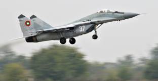 Министерство на отбраната: Пращаме самолети и вертолети да летят за ЧРД на ЦСКА