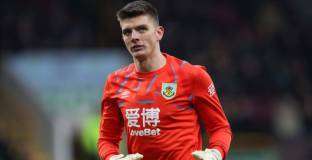  Фулъм иска Поуп