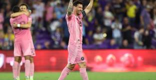 Лионел Меси изравни Пеле по голове от пряк свободен удар