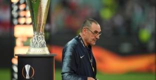 Сари напуска Челси и отива в Ювентус