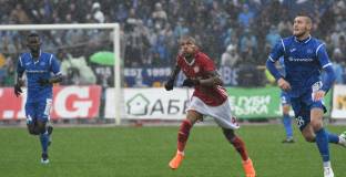 Велизар Димитров за Каранга: Заслужава да премине в още по-голям отбор