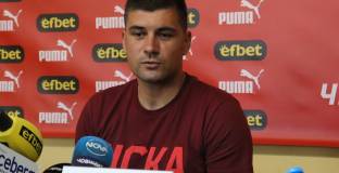 Рибарски: Поздравих играчите си за характера