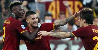 Рома взе 3-те точки от Каляри