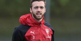 Чембърс подписа нов договор с Арсенал 