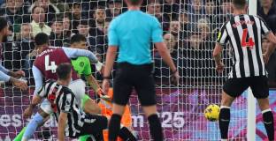 Нюкасъл осъществи дубъл над Вила
