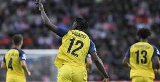 Юнион тръгна исторически в ШЛ