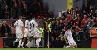 Ман Юнайтед изненада Ливърпул на Анфийлд