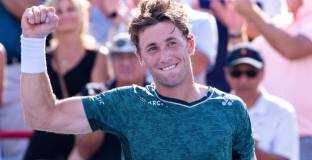  Рууд надделя над Беретини