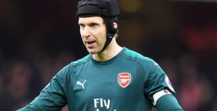 Чех се опасява, че Арсенал ще повтори съдбата на Юнайтед