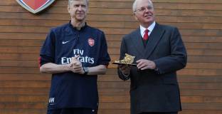 Сър Кесуик и Крьонке-младши останаха в Борда на Арсенал 