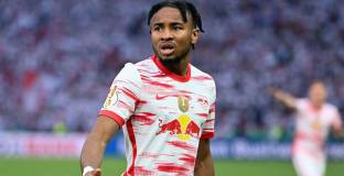  Арсенал се интересува от Нкунку