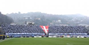 Комо скърби за смъртта на собственика си Майкъл Бамбанг Хартоно