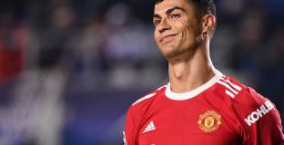 Роналдо реши да остане в Ман Юнайтед