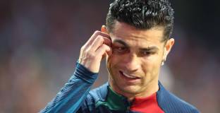 Майката на Роналдо: Кристиано ще играе до 40 г.