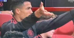  Тен Хаг обясни за Роналдо