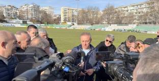 Илиан Илиев разкри кои са новите и кои си тръгват от Черно море